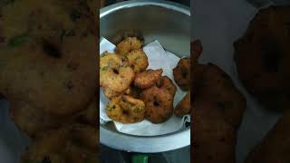 Sankranthi🔥sambaralu🥳😍 ila modalayyayoch🤩🎉💃🕺🎉#pongal#bhogi #garelu#vadalu #food#foodie#special#short