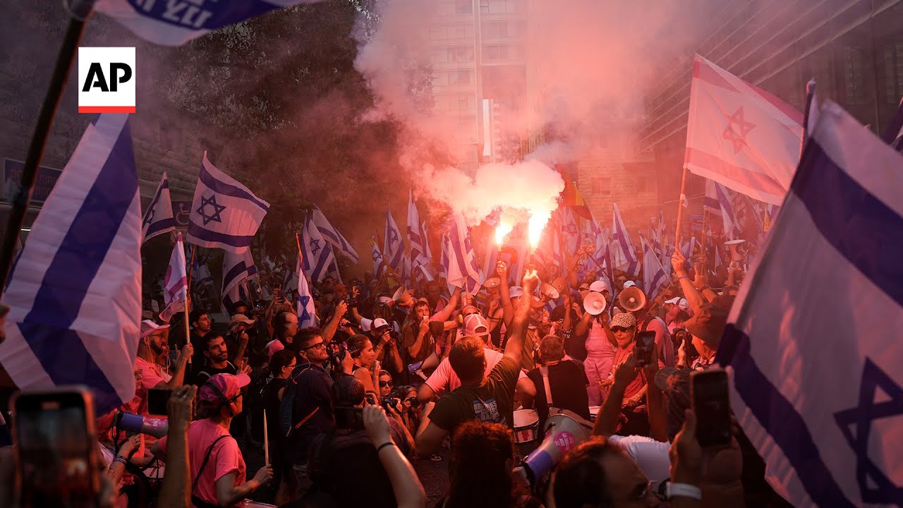 Israeli Protesters Block Roads In 'day Of Disruption' - YouTube