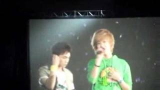 110126 SHINee Ontae focus 'Replay' fancam @ SMTown Japan