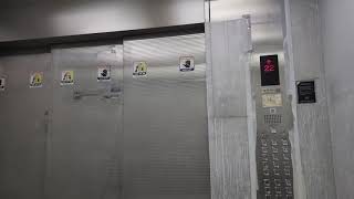 3 SPEED DOORS! Hyundai Service Traction Elevator at Gangnam Finance Center, Seoul, Korea (B8~45F)