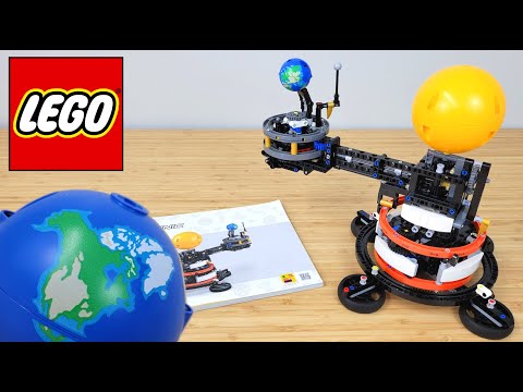 Working LEGO Earth & Moon Orbit #42179 Full Review