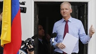 Will Julian Assange of WikiLeaks Go Free After U.N. Finds He Is Being Arbitrarily Detained?