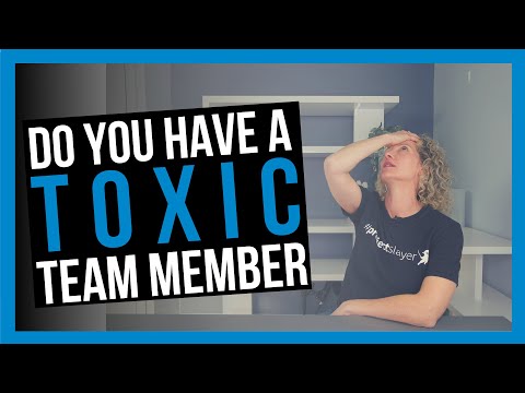 What are the signs of a toxic employee?