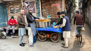 RS 30 BREAKFAST?! 🇵🇰 PAKISTANS MOST ANCIENT & HEARTWARMING STREET FOOD HIDDEN GEM FINALLY EXPOSED 🤤