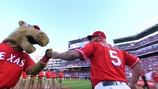 CLE@TEX: The Rangers' starting lineup is announced