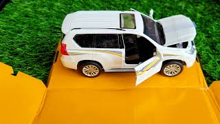 Toyota LAND CRUISER PRADO LICENSED DIECAST SCALE MODEL |  MSZ DIECAST 1/32 SCALE