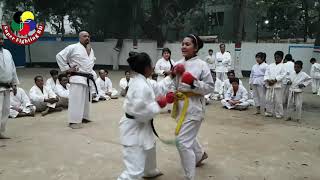 চিত্রনায়ক রুবেল ওস্তাদের ক্ষুদে ছাত্রী ইসু ও রাফা আনন্দের সাথে কারাতে ফাইট শিখিতেছে ||মার্শাল আর্ট