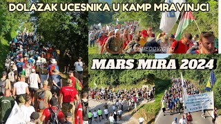 VIDEO / Dolazak učesnika Marša mira  u kamp Mravinjci, KONJEVIĆ POLJE