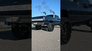 LISTEN TO THAT 6.5l TURBO 😍 #fyp #subscribe #diesel #turbo #loud #mustwatch #lifted #chevy #goals