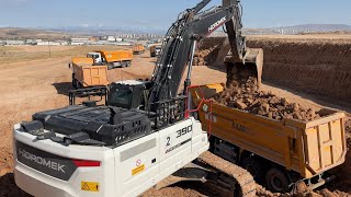 Hidromek Excavator Ford Truck Loading