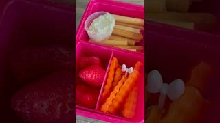 Easy and quick Toddler Lunchbox Idea with breadstick and creamcheese #bentobox