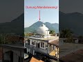 Masjid Kubah Putih diantara gunung-gunung