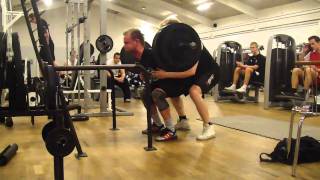 Bay: Squat w. belt 3x175kg