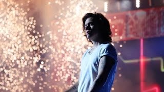 ONE DIRECTION CONCERT FOOTAGE (HARRY STYLES)