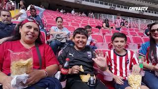 Las escuelas de Chivas visitan al Rebaño en un entrenamiento en el AKRON