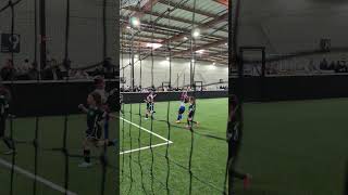 RayLynn putting those Dribble up skills to use. Did you see that left? #soccer #indoorsoccer