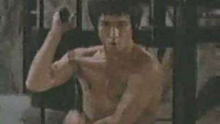 Bruce Lee   Nunchuckus   Video