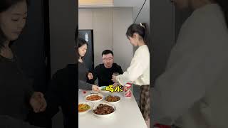 管不住老公的，给他生个女儿就老实了 爸爸的小棉袄 骗你生女儿