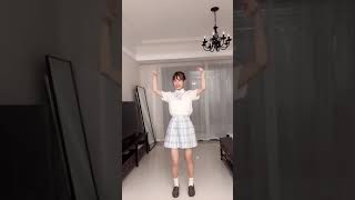 TikTokhotGirl，senoeita这首歌听着太上头了啦@，一栗小莎子