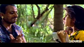 Nagarjuna Antham Movie Scenes - Nagarjuna saves Urmila from goons - RGV