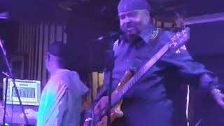 World's Greatest Bassist Ralphe Armstrong Talks about his Journey