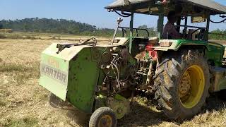 Paddy Straw Baler Machine ಭತ್ತದ ಹುಲ್ಲು ಸುರುಳಿ ಕಟ್ಟುವ ಯಂತ್ರ #paddy #paddyfield #balermachine