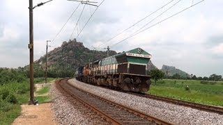 EMD GT46MAC KONARK EXPRESS ATTACKS RAG ! (11019 CSTM - BBS)