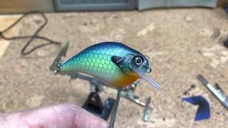 Let’s paint a custom squarebill crankbait bright colors