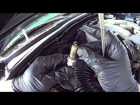 How to replace spark plugs on 2005-2015 Toyota Tacoma 4.0L V6 How to replace spark plugs on 2005-2015 Toyota Tacoma 4.0L V6