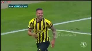 Primer gol de Facundo Batista para ​Peñarol obra de Maxi Silvera analizamos la jugada.