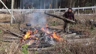 Accelerate field cultivation by burning bamboo and branches together in a large area at once.