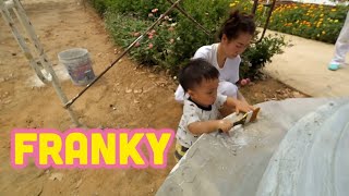 คนร่วมทาง : วัดเตย :  NONG FRANKY @ THE TEMPLE การทาสีครั้งแรกของน้องแฟร้งกี้