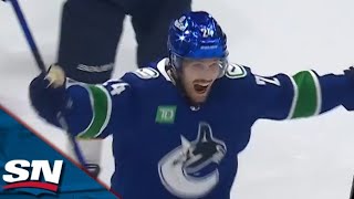 Canucks' Pius Suter Fires Home Game-Tying Goal Late To Cap Off Third Period Hat Trick vs. Blues