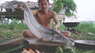 Cooking Great write sheatfish (85 cm) -Tasty and easy recipe - Wallago attu Fish eating so delicious