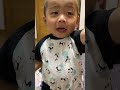 朔太朗と虎次朗は仲良し😝 仲良し兄弟 2歳児 0歳児 ショート ショート動画 さくこじ 長男 次男 仲良し shorts short