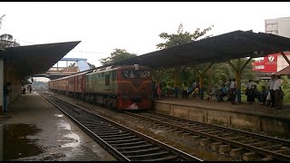 Train No. 1031 Weekend Intercity Express train running towards Kandy at Deamatagoda.