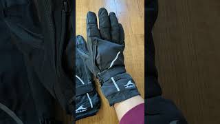 Mom win! Snow play skiing winter gloves with touchscreen \u0026 grips! For COLD snow day play #influencer