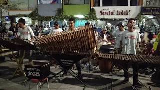 OJO NGUBER WELASE I Angklung Malioboro CALUNG FUNK I Traditional Musical Instrument Made of Bamboo