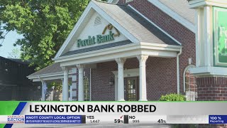 2 men in 'high-visibility vests' rob Lexington bank