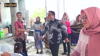 BOSS SEA FOOD ASSIK NYAWERR & JOGET...|| PERAHU LAYAR  || Voc. Mba SUSI ||  Angklung Putra Majantara