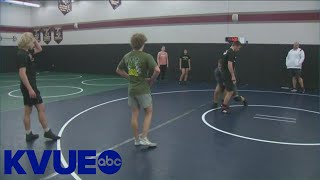 Rouse Raiders wrestling team prepares for state | KVUE