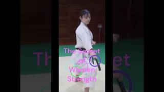 🥋 Tough Training, Stronger Spirits!💥Watch how this girl makes her body strong. 😲 #shorts #viralvideo