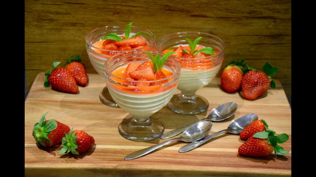 Vanilla Panna Cotta With Strawberry Sauce| Panna Cotta With Agar Agar ...