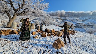 ❄️ A snowy day and Farzaneh getting sick: A journey of care and support