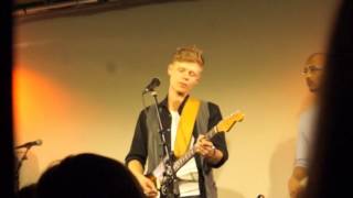 Jesper Munk -   love| am 28.3.2015 bei Dussmann in Berlin