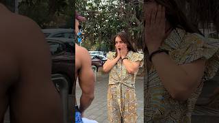 Russian 🇷🇺 girl reaction on shirtless bodybuilder in India 🇮🇳 #russiangirl #girlreaction