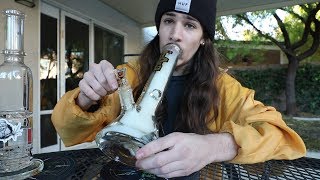 BACKYARD WAKE & BAKE BONG RIPS