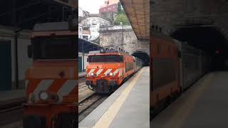 CP Class 2600  - 2605 arriving Porto Sao Bento Station on 27/11/22 #shorts