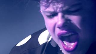YUNGBLUD - hope for the underrated youth (Radio 1 Teen Awards 2019) FLASHING IMAGES