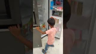 Fun With Refrigerator at Mall #busybee #trending #new #shorts #suedj #dj #remix